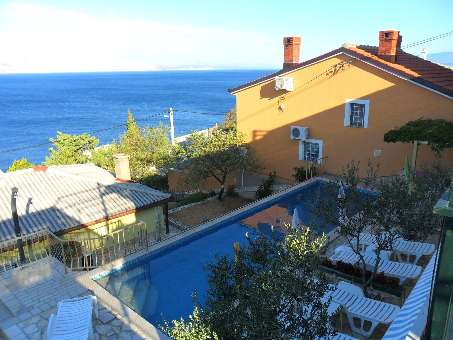 Zlato - With Pool